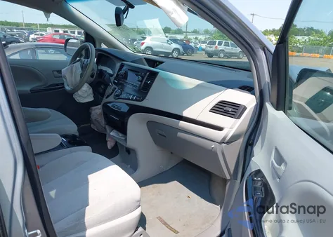 2014 Toyota Sienna Le V6 8 Passenger из США, поврежденный, VIN 5TDKK3DC4ES514978